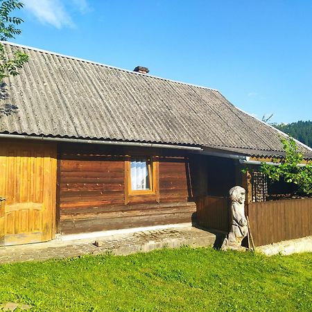 Starovitska Hata - Ethno-Cottage Верховина Екстер'єр фото