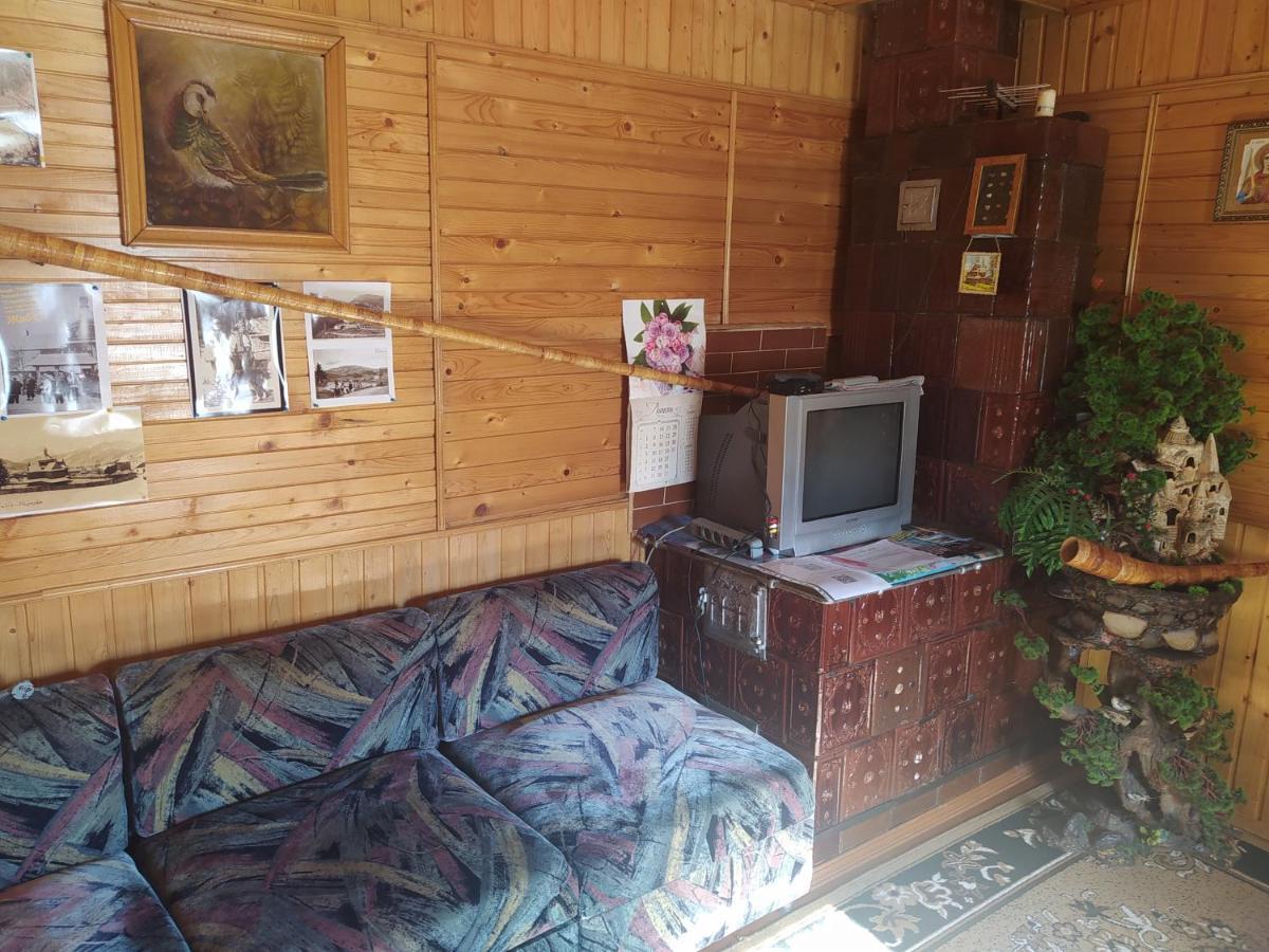 Starovitska Hata - Ethno-Cottage Верховина Екстер'єр фото