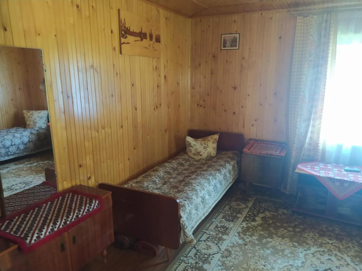 Starovitska Hata - Ethno-Cottage Верховина Екстер'єр фото