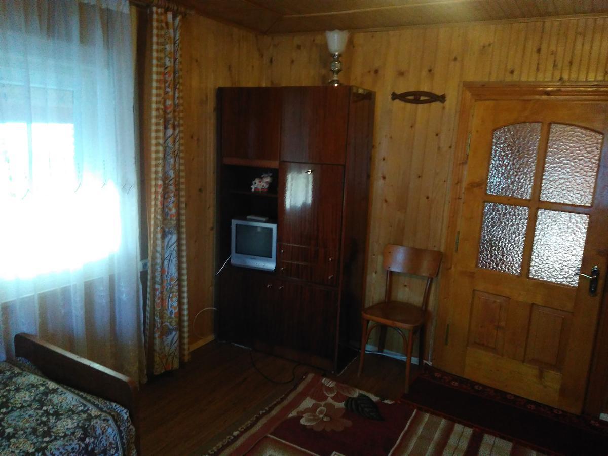 Starovitska Hata - Ethno-Cottage Верховина Екстер'єр фото