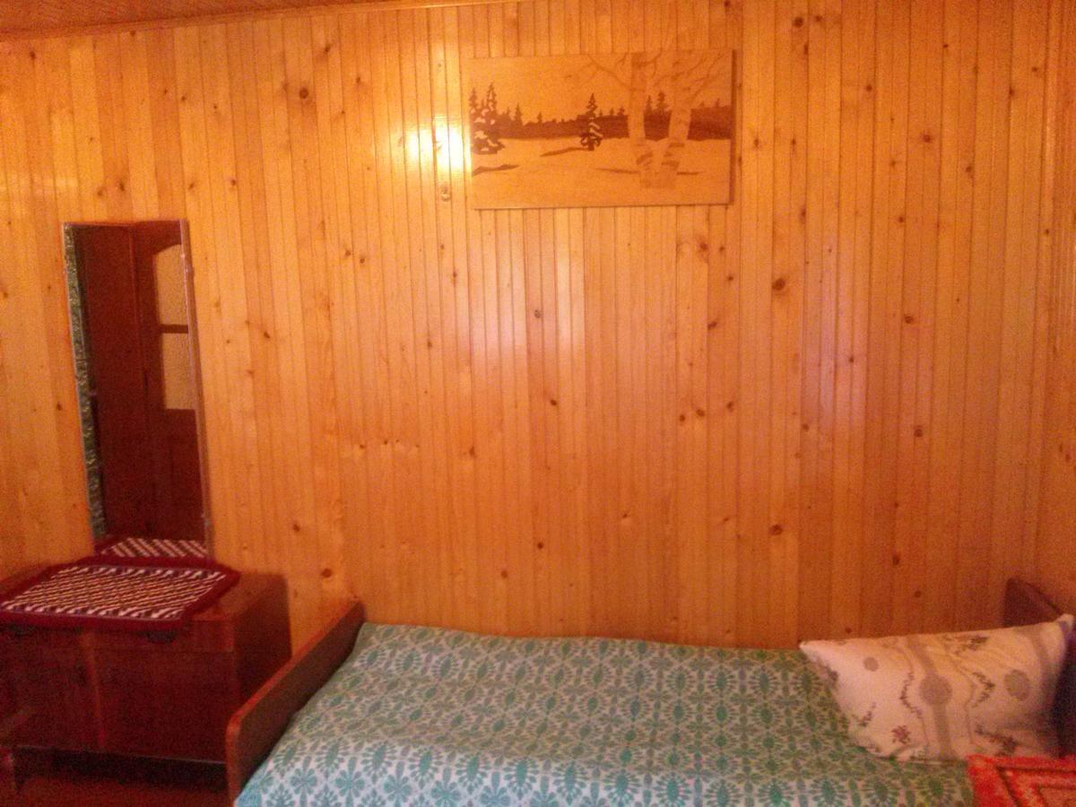Starovitska Hata - Ethno-Cottage Верховина Екстер'єр фото